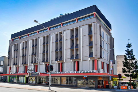 Madison Plaza Townsville - Brisbane 4u 2