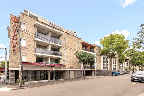 Nesuto Chippendale Sydney Apt Hotel - Tourism Brisbane 0