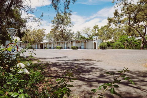 Artesian Spa Motor Inn - Brisbane 4u 1
