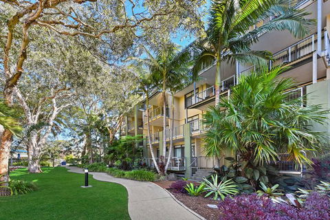 Club Wyndham Flynns Beach-Trademark Coll - Tourism Brisbane 1