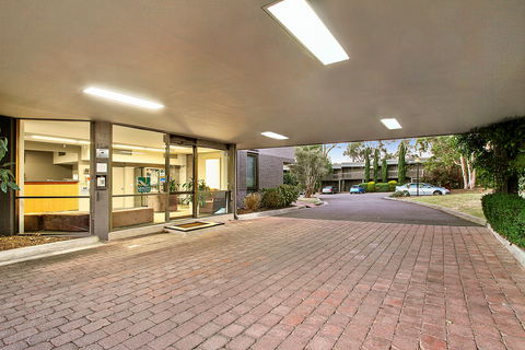 Knox International Hotel - Brisbane Tourism 0