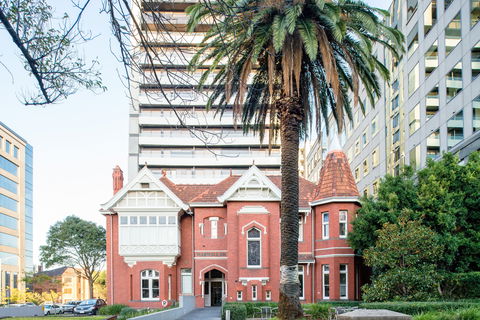 Seasons Heritage Melbourne - Tourism Brisbane 0