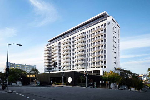 The Johnson - Brisbane 4u 0