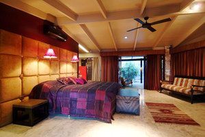 Trinity Beach Palace - Brisbane Tourism 2