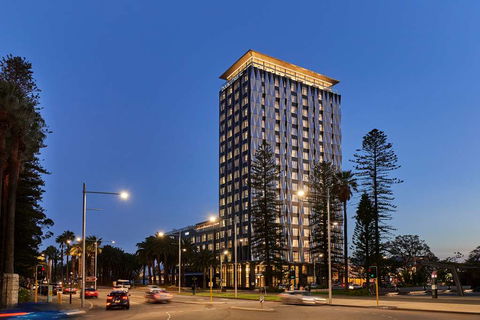 DoubleTree By Hilton Perth Waterfront - Tourism Brisbane 1