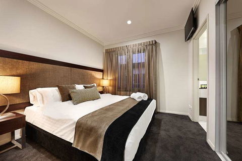Attika Hotel - Tourism Brisbane 1