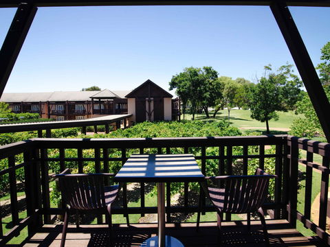 Novotel Swan Valley Vines Resort Hotel - Tourism Brisbane 0