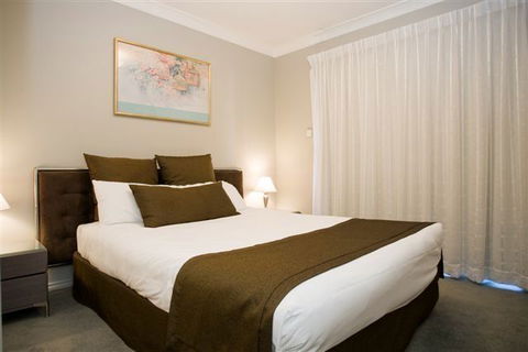 Pinnacle Apartments - Brisbane 4u 1