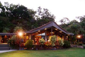 Trinity Beach Palace - Brisbane Tourism 0