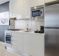 Meriton Suites Zetland - Brisbane 4u