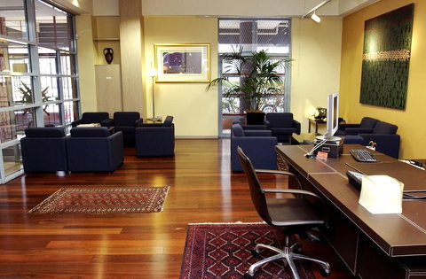 Mariners Court Hotel - Tourism Brisbane 0