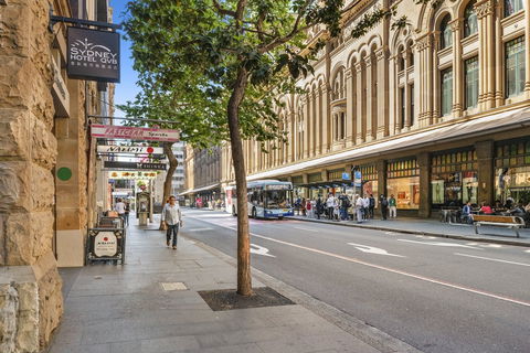 Sydney Hotel QVB - Tourism Brisbane 1