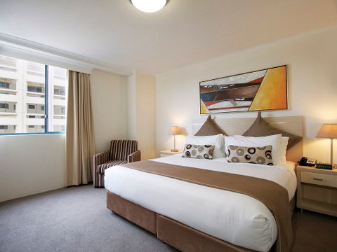 Oaks on Castlereagh - Tourism Brisbane 2