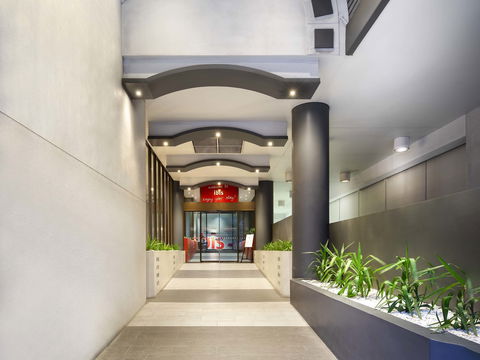 Ibis Hotel - Tourism Brisbane 1