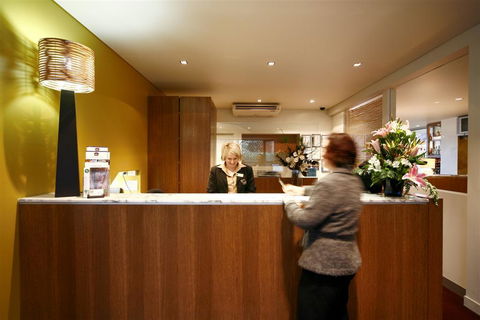 Best Western Plus The Tudor-Box Hill - Brisbane Tourism 1