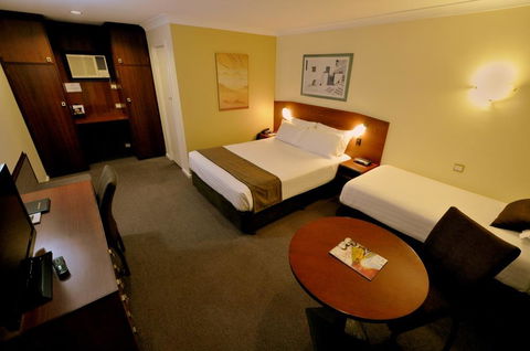 Hospitality Kalgoorlie, SureStay By BW - Tourism Brisbane 1