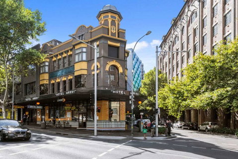 Hotel Harry, an Ascend Hotel - Tourism Brisbane 0