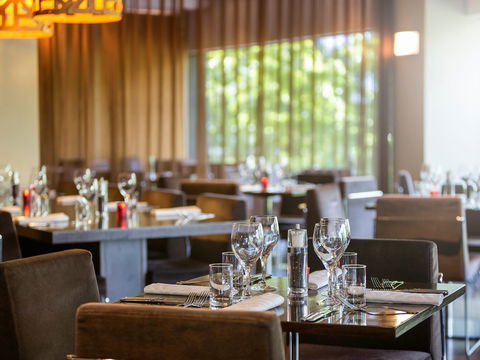 Novotel Canberra - Brisbane Tourism 1