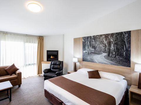 Mantra Bathurst - Brisbane 4u 1