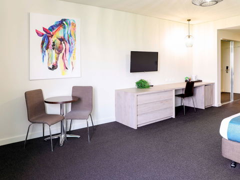 Mantra Melbourne Melton - Tourism Brisbane 1