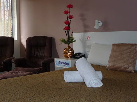 Blue Pelican Motel - Tourism Brisbane 1