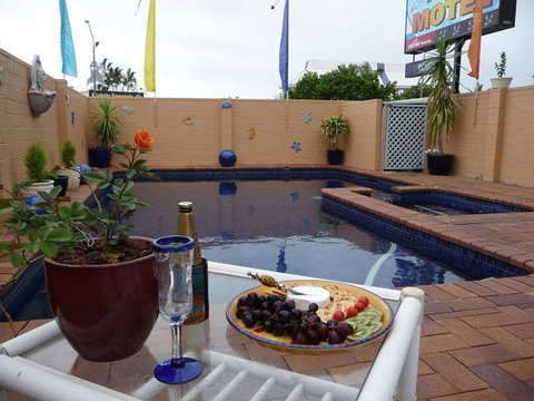 Blue Pelican Motel - Tourism Brisbane 2