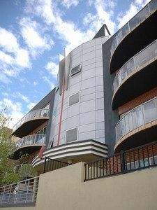 Quest on St Kilda Rd - Tourism Brisbane 0
