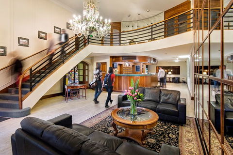 Adelaide Inn - Tourism Brisbane 1