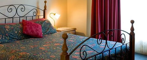 John Pirie Motor Inn - Tourism Brisbane 0