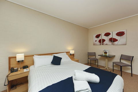 Ibis Styles Canberra - Tourism Brisbane 42