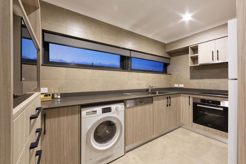 Forrest Hotel & Apartments - Brisbane Tourism 19