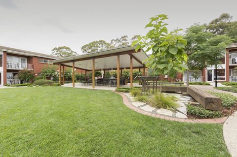 Forrest Hotel & Apartments - Brisbane Tourism 6