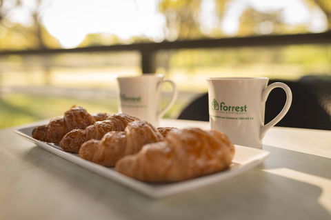 Forrest Hotel & Apartments - Brisbane Tourism 8