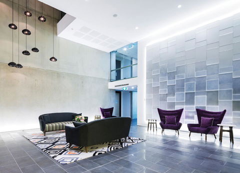 Avenue Hotel Canberra - Brisbane Tourism 1