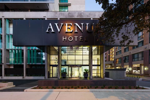 Avenue Hotel Canberra - Brisbane Tourism 0