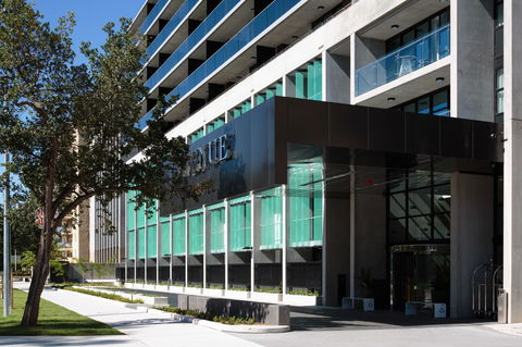 Avenue Hotel Canberra - Brisbane Tourism 6