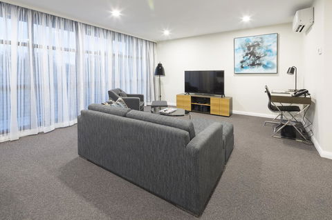 Avenue Hotel Canberra - Brisbane Tourism 35