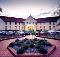 Mercure Canberra - Tourism Brisbane