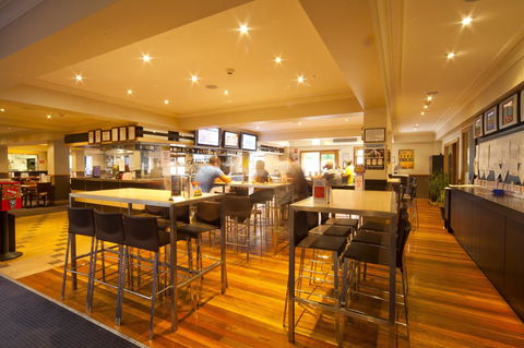 Mercure Canberra - Tourism Brisbane 34