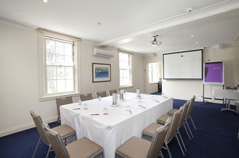 Mercure Canberra - Tourism Brisbane 37