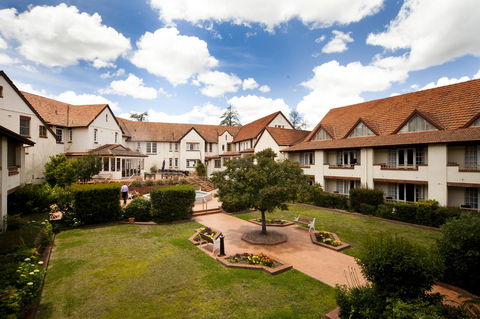 Mercure Canberra - Tourism Brisbane 26