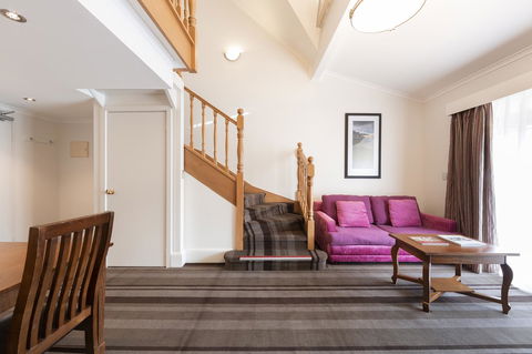 Mercure Canberra - Tourism Brisbane 6