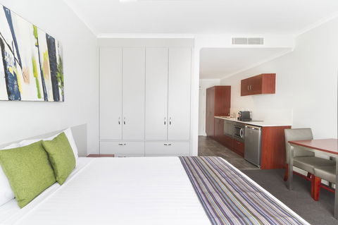 Abode Narrabundah - Brisbane Tourism 14