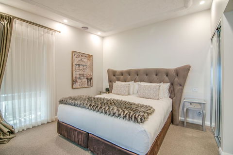 De Russie Boutique Hotel - Brisbane Tourism 8