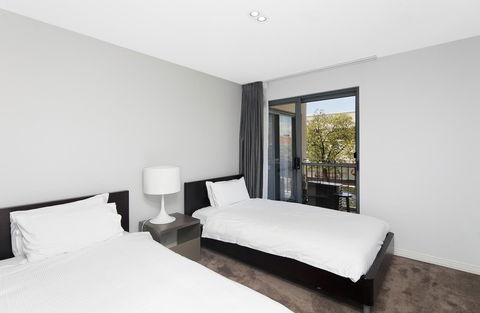 AAC Apartments - Griffin - Brisbane Tourism 9