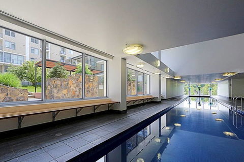 Spacious 1BR Stylish New Acton Apartment +Parking - Brisbane Tourism 25