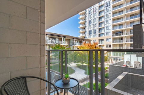 Spacious 1BR Stylish New Acton Apartment +Parking - Brisbane Tourism 23