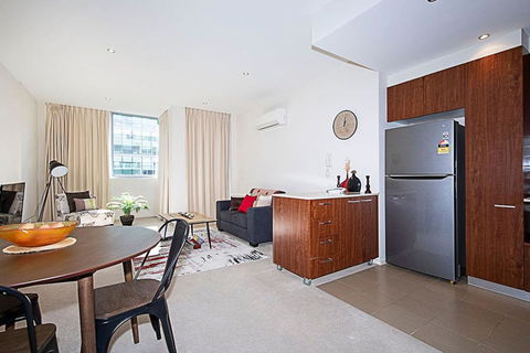 Spacious 1BR Stylish New Acton Apartment +Parking - Brisbane Tourism 8