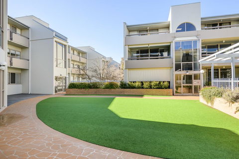 Accommodate Canberra - The Summit - Brisbane Tourism 4