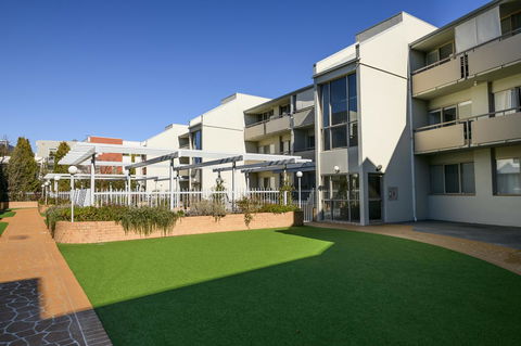Accommodate Canberra - The Summit - Brisbane Tourism 3